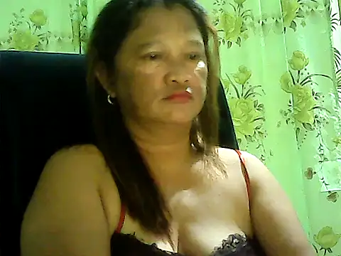Snapshot of hott_scarlett chatting on February 2026 12:45:02 PM hott scarlett online show from February 2026 12:45:02 PM