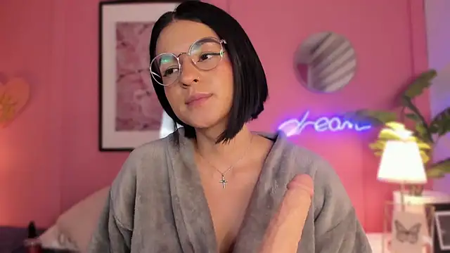 Snapshot of SoySaraa chatting on January 2025 11:03:02 AM SoySaraa online show from January 2025 11:03:02 AM