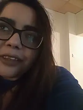 AriaRussell online show from May 2026 10:47:01 AM