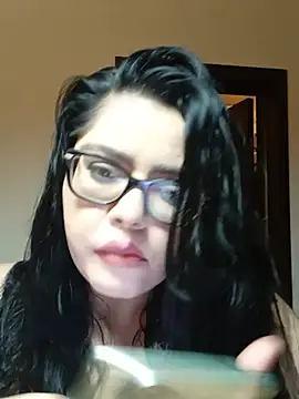AriaRussell online show from June 2026 08:46:02 PM