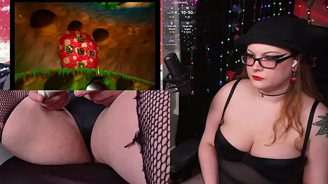 Snapshot of evamila chatting on November 2025 11:32:02 AM evamila online show from November 2025 11:32:02 AM