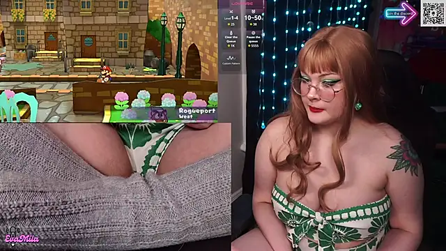 Snapshot of evamila chatting on December 2025 01:11:01 AM evamila online show from December 2025 01:11:01 AM