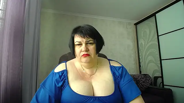 JuicyLady Di online show from June 2026 06:07:02 AM
