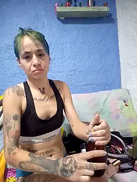 Snapshot of fablob23 chatting on January 2025 10:13:01 PM fablob23 online show from January 2025 10:13:01 PM