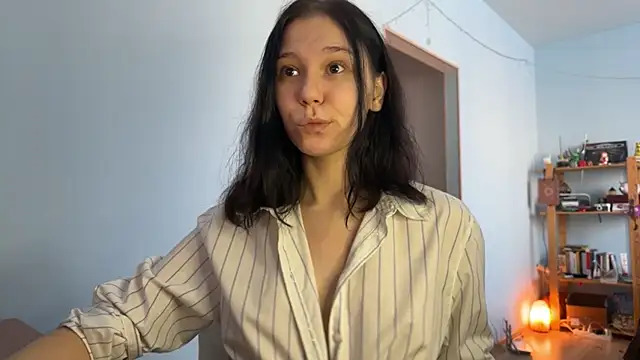 Snapshot of pinkdolly18 chatting on February 2026 10:54:02 AM pinkdolly18 online show from February 2026 10:54:02 AM