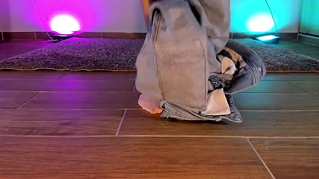 ArchieCollins online show from March 2025 11:04:02 PM