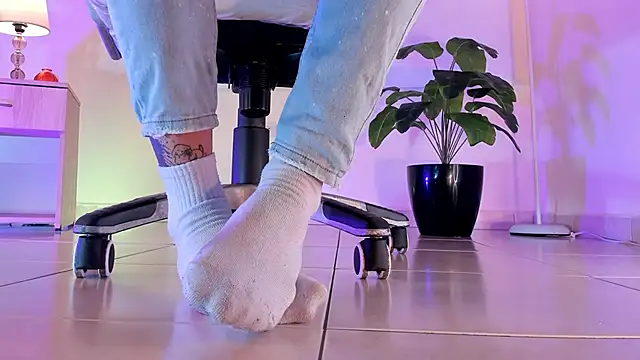 ArchieCollins online show from October 2025 11:16:01 PM