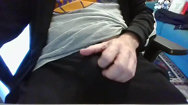 Snapshot of alessexxx24 chatting on October 2025 08:39:01 AM alessexxx24 online show from October 2025 08:39:01 AM