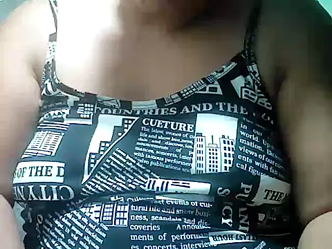 Snapshot of Sexyhorney4u chatting on May 2026 09:12:02 PM Sexyhorney4u online show from May 2026 09:12:02 PM