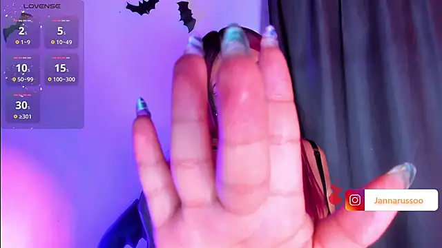 EmmaRusso online show from October 2025 09:13:01 PM