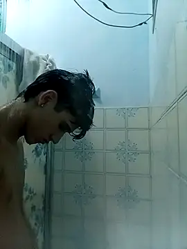 Snapshot of Miguel_1233 chatting on November 2025 04:03:02 AM Miguel 1233 online show from November 2025 04:03:02 AM