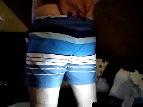 Snapshot of HornyPaul84 chatting on October 2025 10:41:02 PM HornyPaul84 online show from October 2025 10:41:02 PM