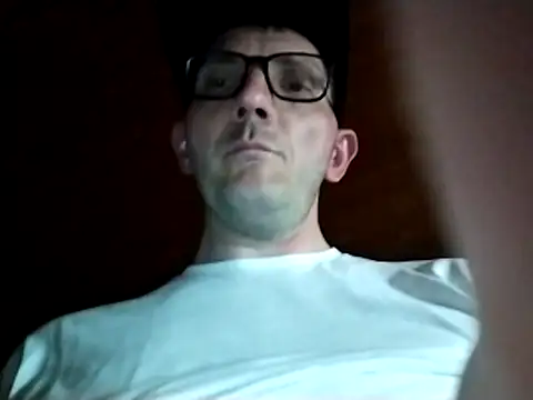 Snapshot of HornyPaul84 chatting on February 2026 03:45:02 PM HornyPaul84 online show from February 2026 03:45:02 PM