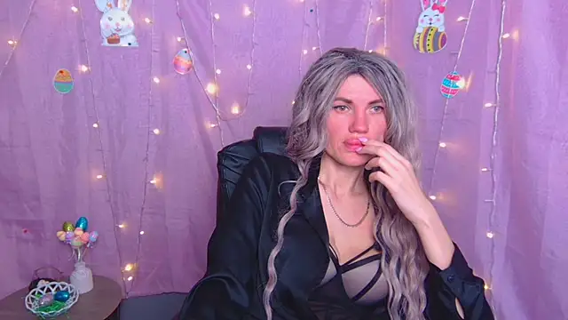MilaLoona online show from April 2026 07:45:01 AM