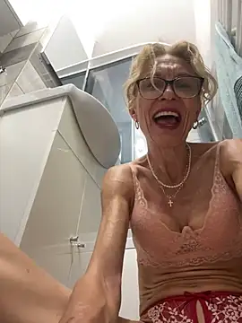 Snapshot of adella13 chatting on January 2025 08:41:02 AM adella13 online show from January 2025 08:41:02 AM