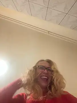 Snapshot of adella13 chatting on January 2025 10:38:01 PM adella13 online show from January 2025 10:38:01 PM