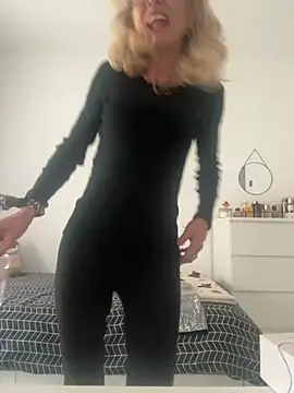 Snapshot of adella13 chatting on March 2026 10:31:01 AM adella13 online show from March 2026 10:31:01 AM