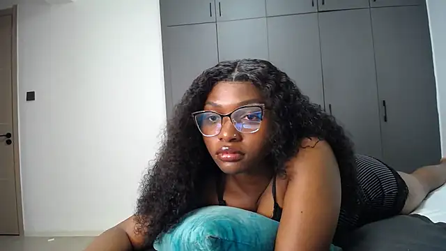 Snapshot of Pretty_Liya08 chatting on May 2026 08:48:01 PM Pretty Liya08 online show from May 2026 08:48:01 PM