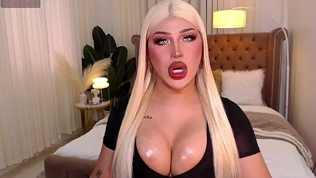 Snapshot of Your_Majesty_Tyra chatting on February 2025 04:57:02 AM Your Majesty Tyra online show from February 2025 04:57:02 AM