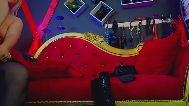 Snapshot of PerlaDivaio chatting on September 2025 02:40:01 PM PerlaDivaio online show from September 2025 02:40:01 PM