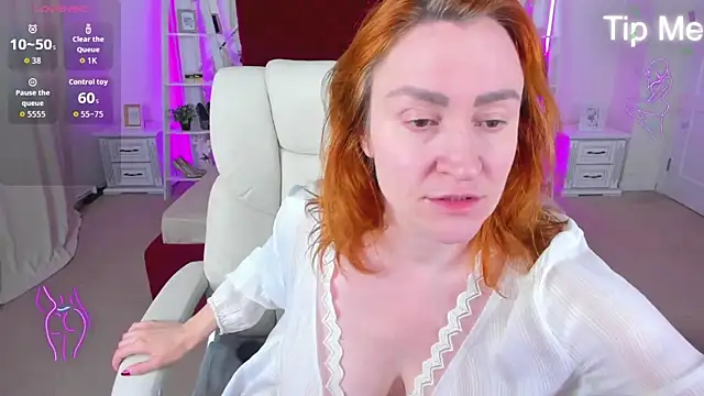Kamilla Hot online show from July 2026 05:38:02 AM