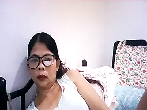 pinay milfxx online show from November 2025 01:19:01 AM