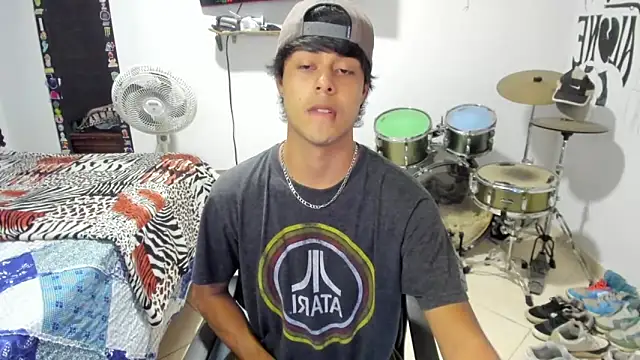 Snapshot of Zack_falcon chatting on September 2025 03:30:01 AM Zack falcon online show from September 2025 03:30:01 AM