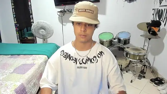 Zack falcon online show from March 2026 03:01:02 AM