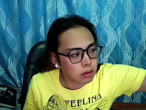 Snapshot of Your_PrettyGirlxxx chatting on September 2025 06:13:01 AM Your PrettyGirlxxx online show from September 2025 06:13:01 AM