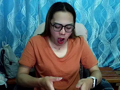 Snapshot of Your_PrettyGirlxxx chatting on September 2025 12:02:02 AM Your PrettyGirlxxx online show from September 2025 12:02:02 AM