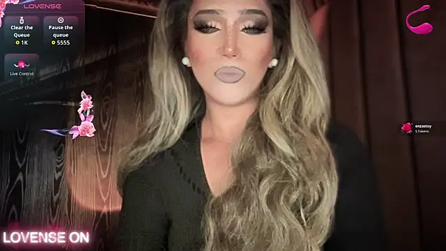 Snapshot of Lo_la_69 chatting on January 2026 05:56:01 AM Lo la 69 online show from January 2026 05:56:01 AM