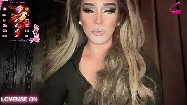 Snapshot of Lo_la_69 chatting on February 2026 04:22:01 AM Lo la 69 online show from February 2026 04:22:01 AM