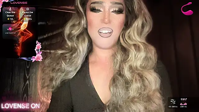 Snapshot of Lo_la_69 chatting on February 2026 08:22:01 AM Lo la 69 online show from February 2026 08:22:01 AM