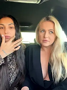 Snapshot of Keep_us_wild chatting on December 2024 04:47:02 AM Keep us wild online show from December 2024 04:47:02 AM