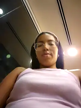 Snapshot of SheenaBrooke chatting on January 2025 02:04:01 AM SheenaBrooke online show from January 2025 02:04:01 AM