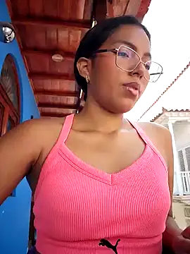 Snapshot of SheenaBrooke chatting on February 2025 05:26:02 PM SheenaBrooke online show from February 2025 05:26:02 PM