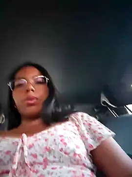 Snapshot of SheenaBrooke chatting on March 2025 09:15:02 PM SheenaBrooke online show from March 2025 09:15:02 PM