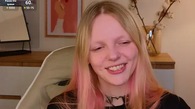 Snapshot of evangel1ne chatting on March 2025 09:10:02 AM evangel1ne online show from March 2025 09:10:02 AM