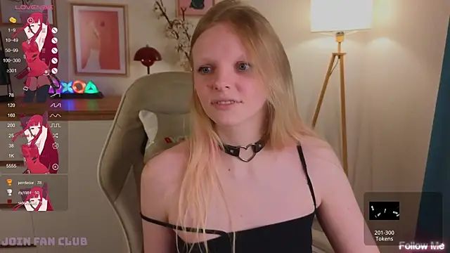 Snapshot of evangel1ne chatting on September 2025 09:28:02 PM evangel1ne online show from September 2025 09:28:02 PM