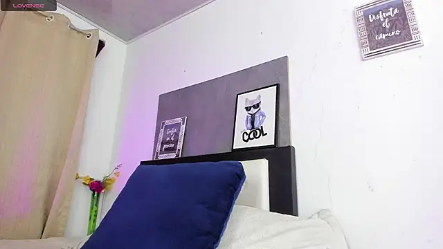 Snapshot of alicia_rouusel chatting on January 2025 02:59:01 AM alicia rouusel online show from January 2025 02:59:01 AM