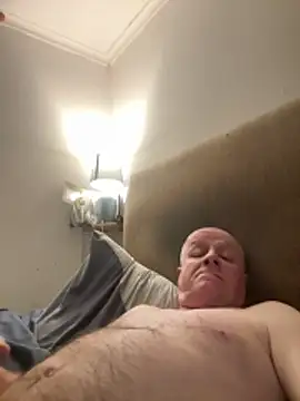 locallad88 online show from February 2026 11:10:02 PM