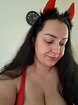 mihaelaa online show from October 2025 12:16:02 PM