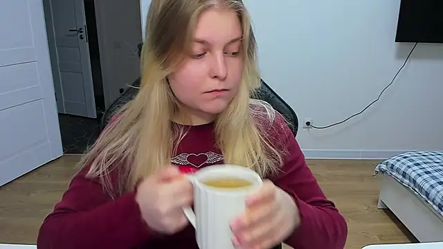 stacy miracle online show from December 2024 06:52:01 PM