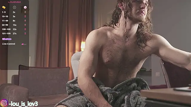 Snapshot of Louis_Karlos chatting on September 2025 03:43:01 AM Louis Karlos online show from September 2025 03:43:01 AM