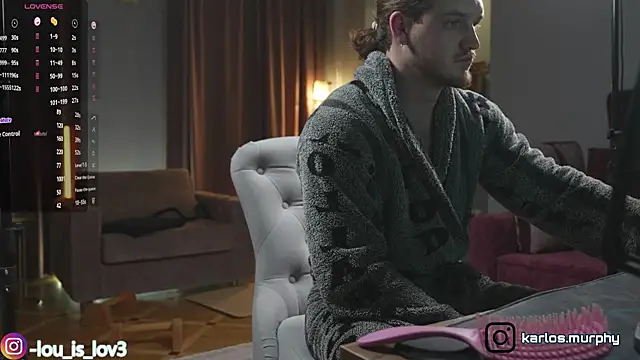 Snapshot of Louis_Karlos chatting on October 2025 03:12:02 AM Louis Karlos online show from October 2025 03:12:02 AM