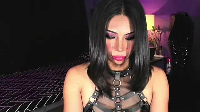 MaxxineMorenaTs online show from April 2026 06:14:02 PM