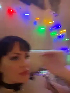 Snapshot of Lolaley2 chatting on February 2025 08:17:01 AM Lolaley2 online show from February 2025 08:17:01 AM