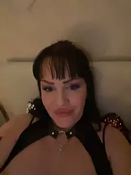 Snapshot of Lolaley2 chatting on February 2025 06:27:02 PM Lolaley2 online show from February 2025 06:27:02 PM