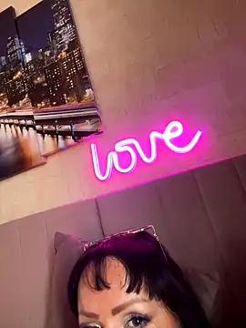 Snapshot of Lolaley2 chatting on October 2025 07:17:01 AM Lolaley2 online show from October 2025 07:17:01 AM