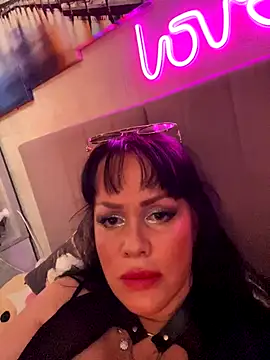 Snapshot of Lolaley2 chatting on October 2025 06:24:01 AM Lolaley2 online show from October 2025 06:24:01 AM